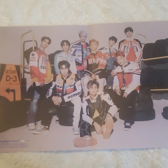 NEO ZONE PUNCH THE FINAL ROUND NCT127 ALBUM - Picture 5 of 6